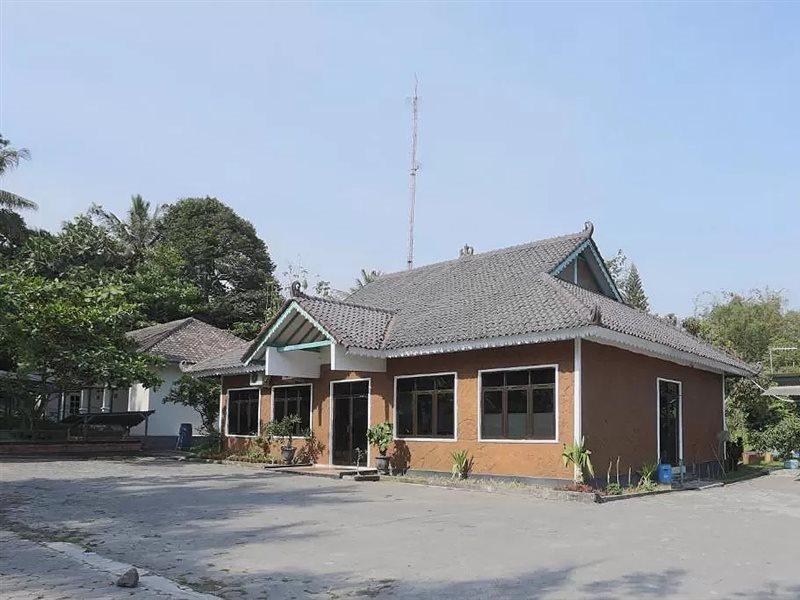 Super Oyo 1959 Penginapan Kepurun Pawana Indonesia Sleman  Exterior photo